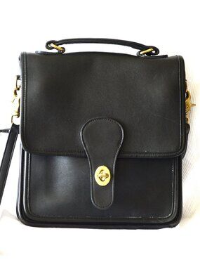 Coach Black Station Bag Of Glove-Tanned Leather D7L - 5130 - USA
